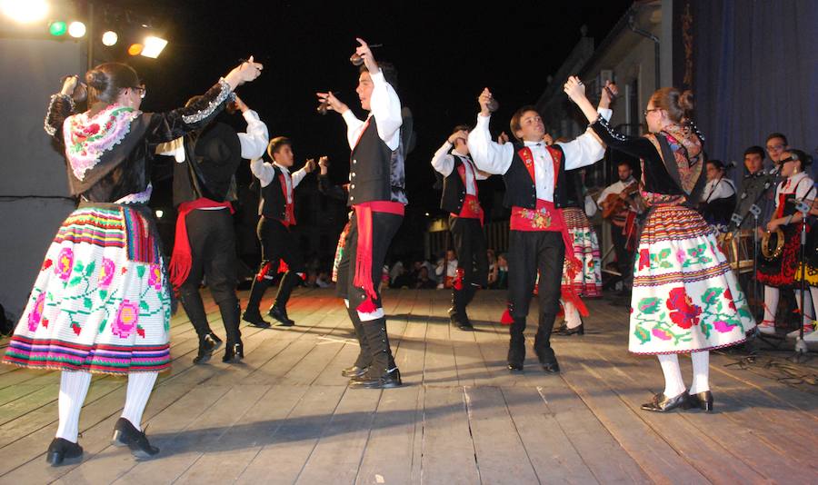 El festival de Valfermoso reunirá en el escenario a 120 personas