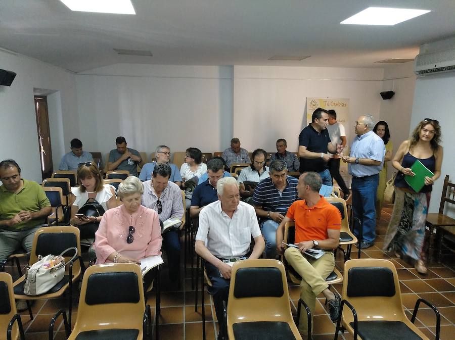 Adicomt resolverá en agosto o septiembre las últimas convocatorias de ayudas europeas