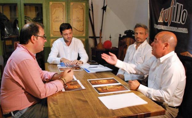 Reunión para ultimar los detalles del museo en Trujillo 