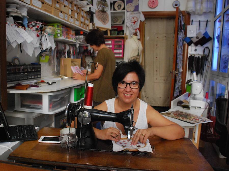 Chari Bravo, junto a 'La Isabelita' 