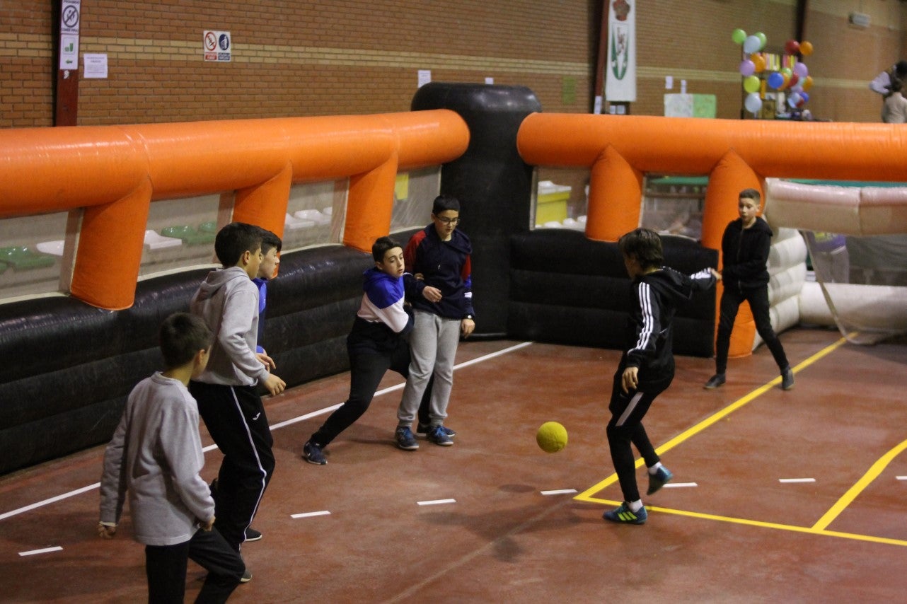 Algunas imágenes de la quinta edición de Valverdilandia celebrada en el pabellón polideportivo de Valverde de Leganés (29-12-2018)