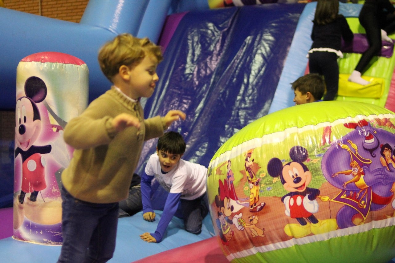 Algunas imágenes de la quinta edición de Valverdilandia celebrada en el pabellón polideportivo de Valverde de Leganés (29-12-2018)