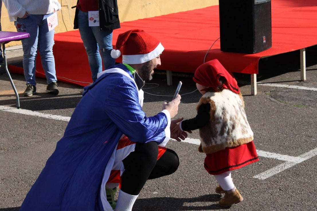 Algnas imágenes de la tercera edición de la San Silvestre Solidaria 2018, celebrada en Valverde de Leganés (30-12-2018)