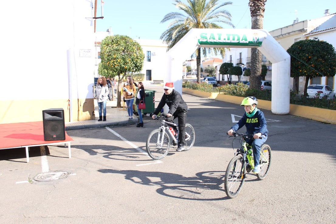 Algnas imágenes de la tercera edición de la San Silvestre Solidaria 2018, celebrada en Valverde de Leganés (30-12-2018)
