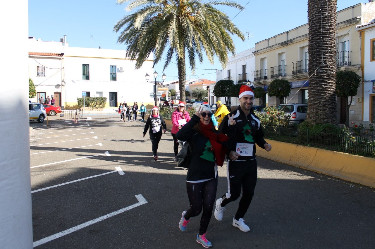 Algunas imágenes de la tercera edición de la San Silvestre Solidaria 2018, celebrada en Valverde de Leganés (30-12-2018)