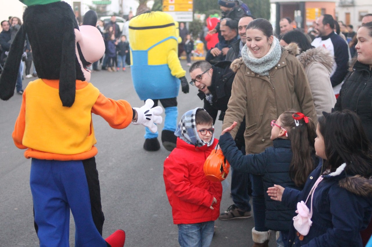 Imágenes de la cabalgata de Los Reyes Magos de Oriente en Valverde de Leganés (05-01-2019)