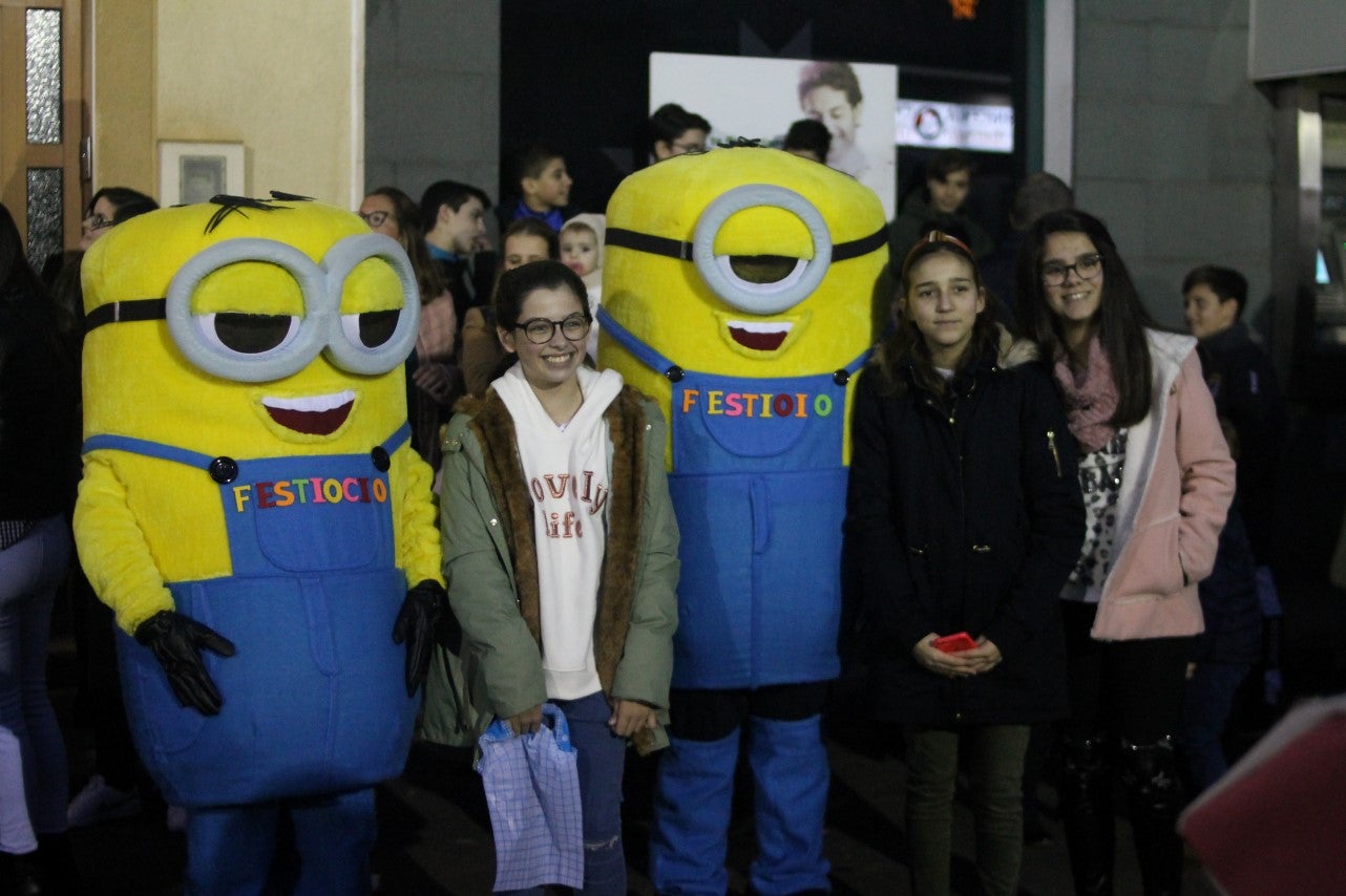 Imágenes de la cabalgata de Los Reyes Magos de Oriente en Valverde de Leganés (05-01-2019)