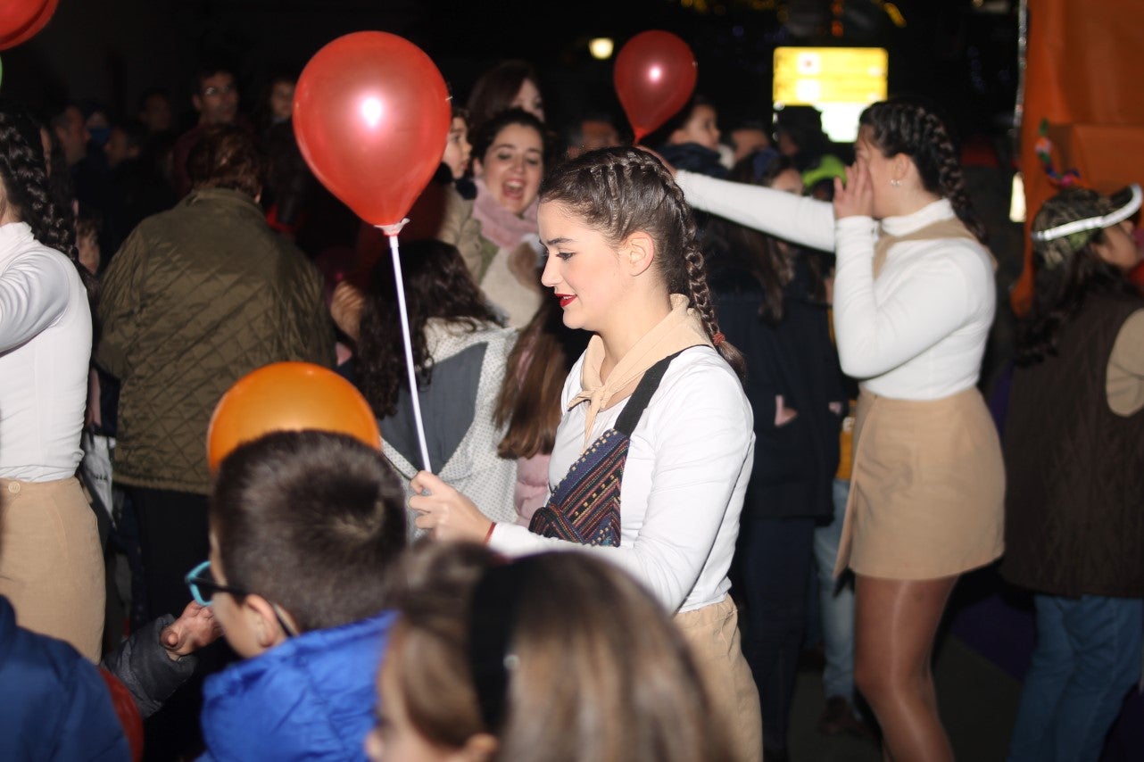 Imágenes de la cabalgata de Los Reyes Magos de Oriente en Valverde de Leganés (05-01-2019)