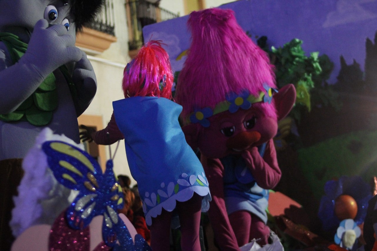 Algunas imágenes de la cabalgata de Los Reyes Magos de Oriente en Valverde de Leganés (05-01-2019)