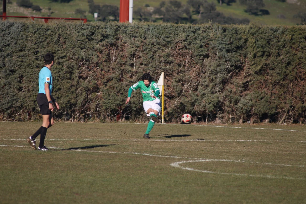 Imágenes del encuentro de la 21ª jornada de liga de Tercera División disputado en el Municipal de San Roque y que acabó 0-2 (20-01-2019)