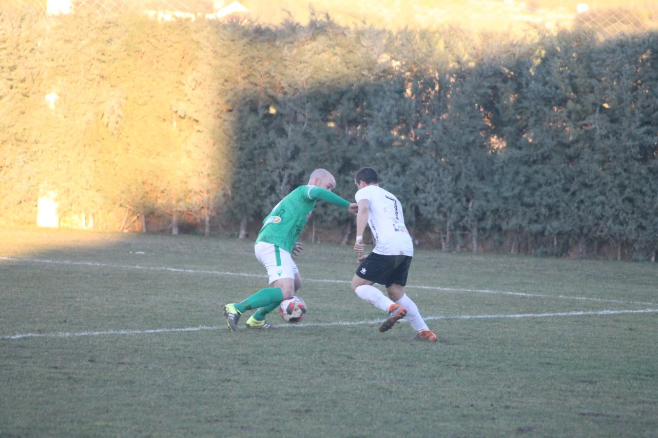 Imágenes del encuentro de la 21ª jornada de liga de Tercera División disputado en el Municipal de San Roque y que acabó 0-2 (20-01-2019)