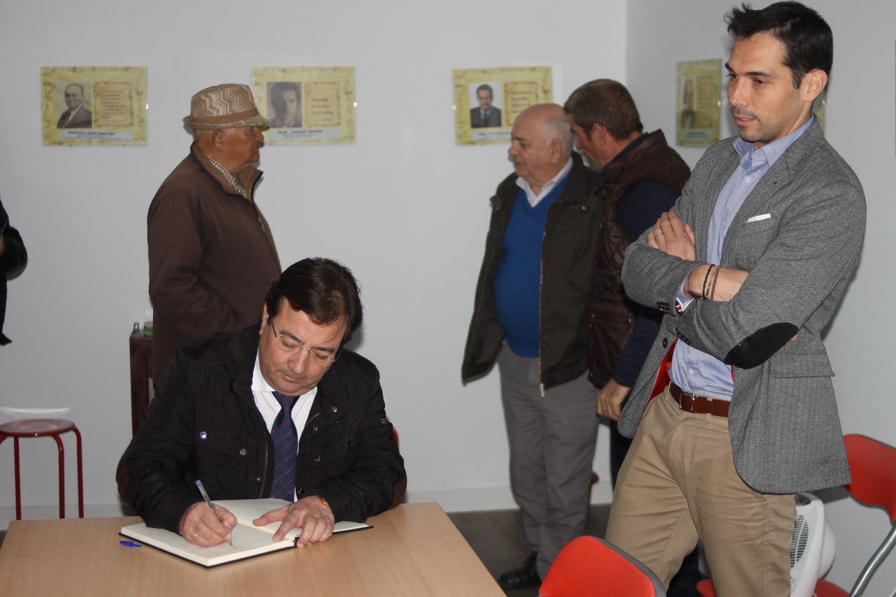 Imágenes de la presentación de la candidatura de Manolo Borrego a la alcaldía del ayuntamiento de Valverde, con la visita del presidente de la Junta, Guillermo Fernández Vara (08-02-2019)