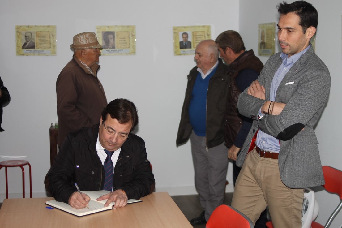 Imágenes de la presentación de la candidatura de Manolo Borrego a la alcaldía del ayuntamiento de Valverde, con la visita del presidente de la Junta, Guillermo Fernández Vara (08-02-2019)