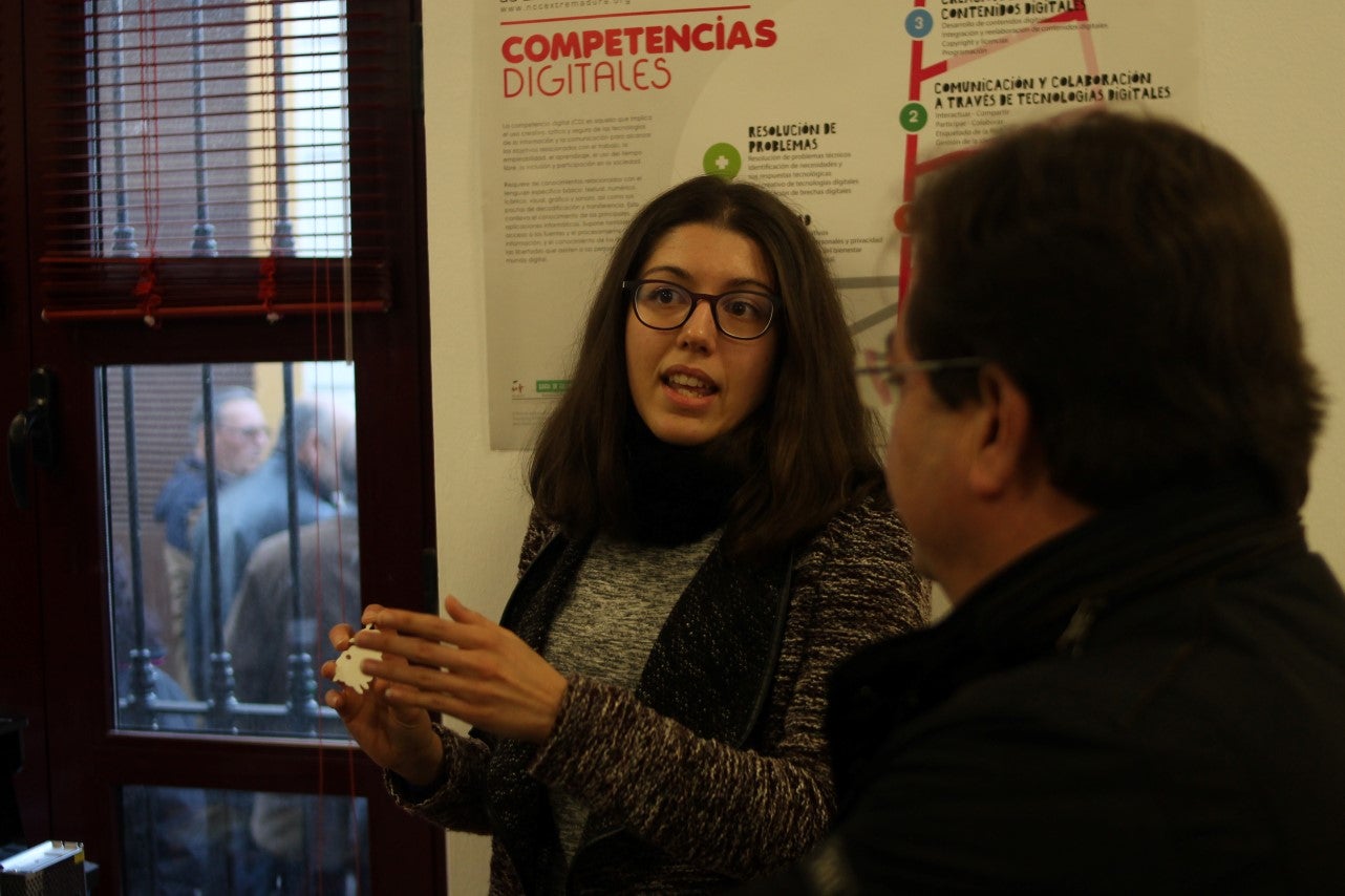 Imágenes de la presentación de la candidatura de Manolo Borrego a la alcaldía del ayuntamiento de Valverde, con la visita del presidente de la Junta, Guillermo Fernández Vara (08-02-2019)