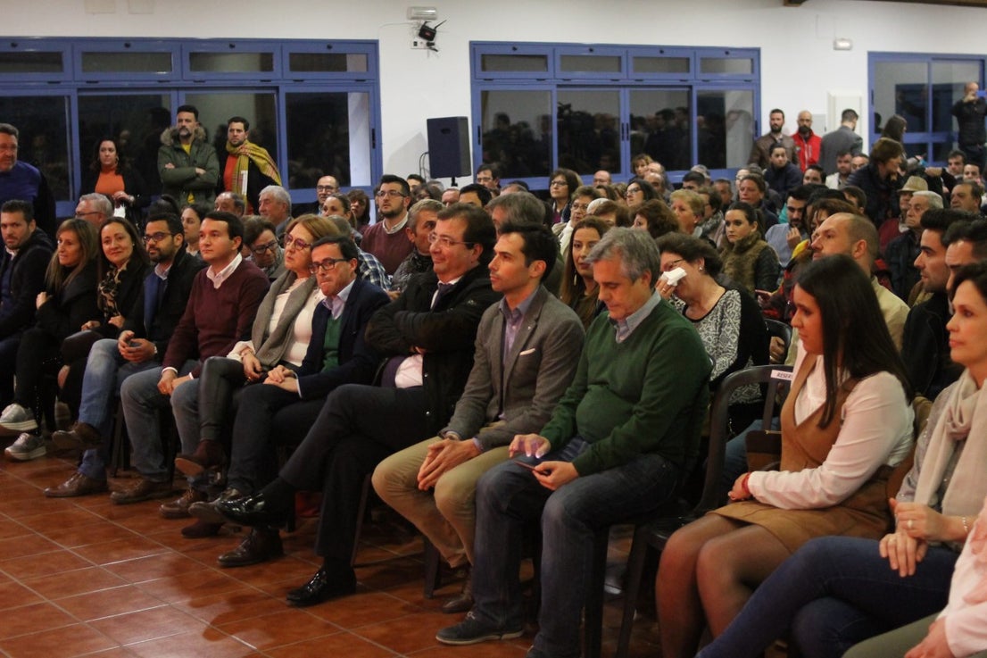 Imágenes de la presentación de la candidatura de Manolo Borrego a la alcaldía del ayuntamiento de Valverde, con la visita del presidente de la Junta, Guillermo Fernández Vara (08-02-2019)