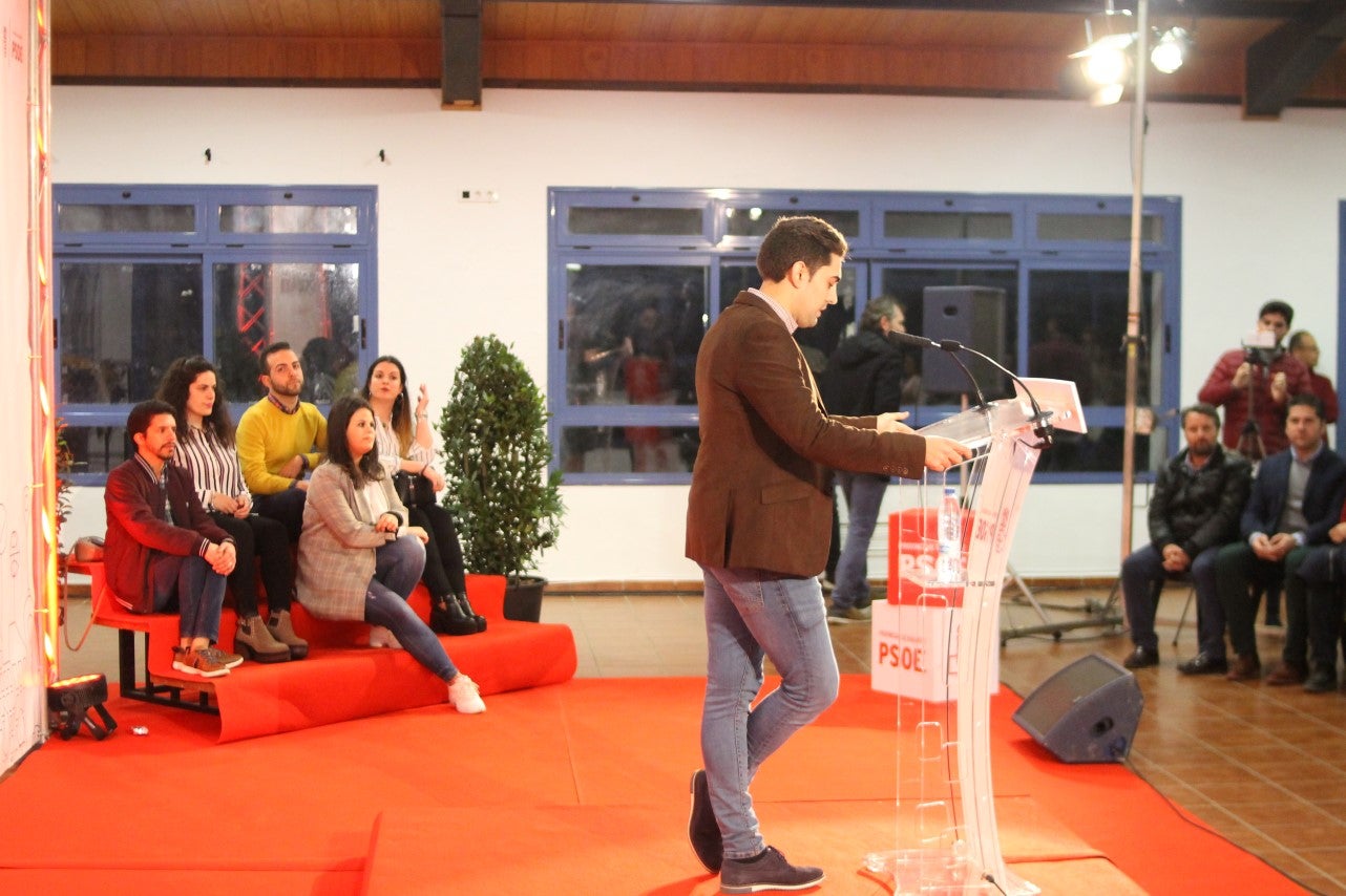 Imágenes de la presentación de la candidatura de Manolo Borrego a la alcaldía del ayuntamiento de Valverde, con la visita del presidente de la Junta, Guillermo Fernández Vara (08-02-2019)