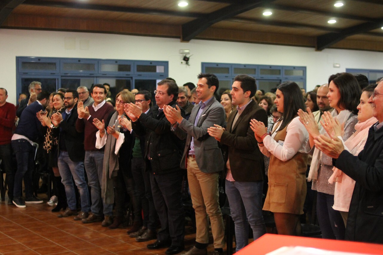 Imágenes de la presentación de la candidatura de Manolo Borrego a la alcaldía del ayuntamiento de Valverde, con la visita del presidente de la Junta, Guillermo Fernández Vara (08-02-2019)