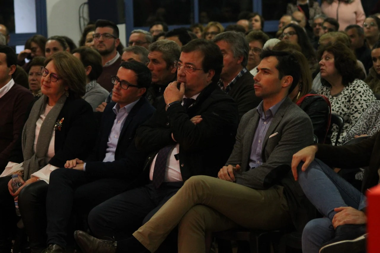 Imágenes de la presentación de la candidatura de Manolo Borrego a la alcaldía del ayuntamiento de Valverde, con la visita del presidente de la Junta, Guillermo Fernández Vara (08-02-2019)