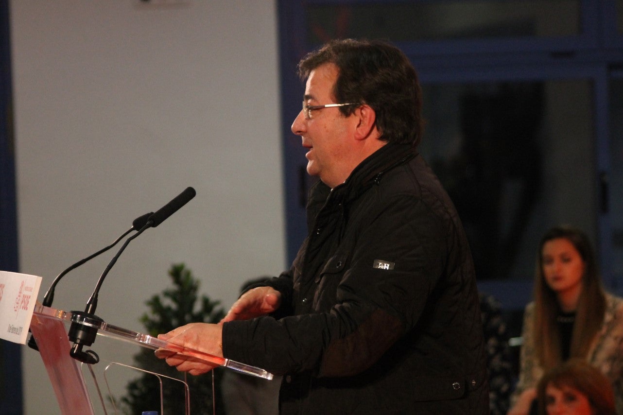 Imágenes de la presentación de la candidatura de Manolo Borrego a la alcaldía del ayuntamiento de Valverde, con la visita del presidente de la Junta, Guillermo Fernández Vara (08-02-2019)