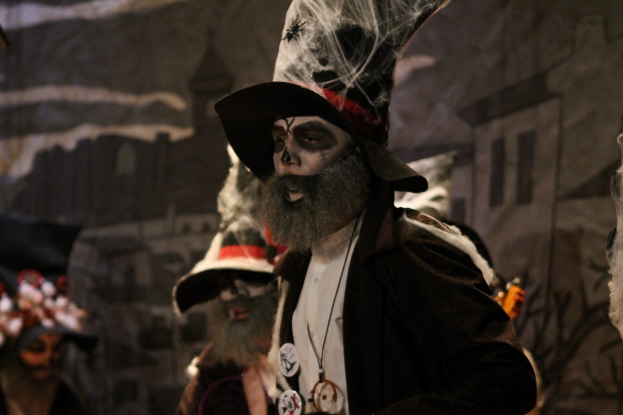 Actuación de Los Camuñas en el Concurso de Murgas del Carnaval de Valverde de Leganés 2019 (01-03-2019)