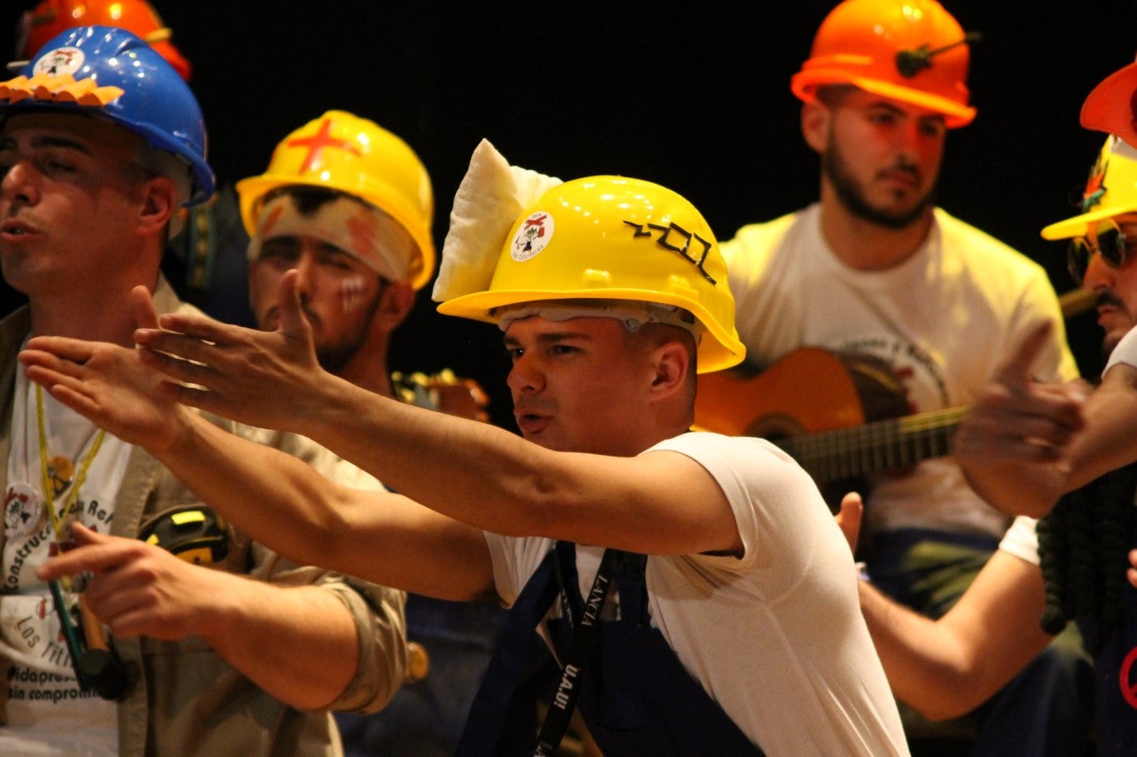 Actuación de Los Titiriteros en el Concurso de Murgas del Carnaval de Valverde de Leganés 2019 (01-03-2019)
