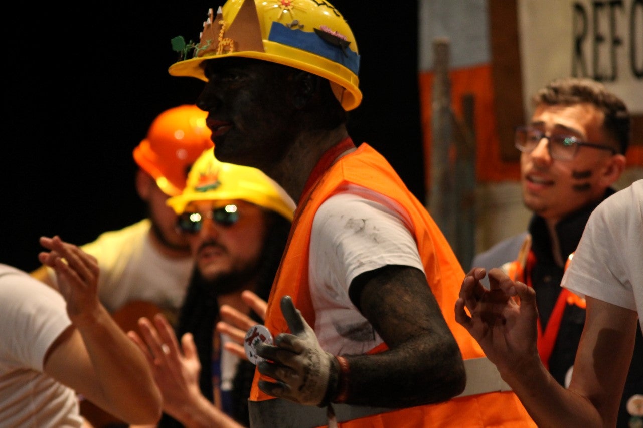 Actuación de Los Titiriteros en el Concurso de Murgas del Carnaval de Valverde de Leganés 2019 (01-03-2019)