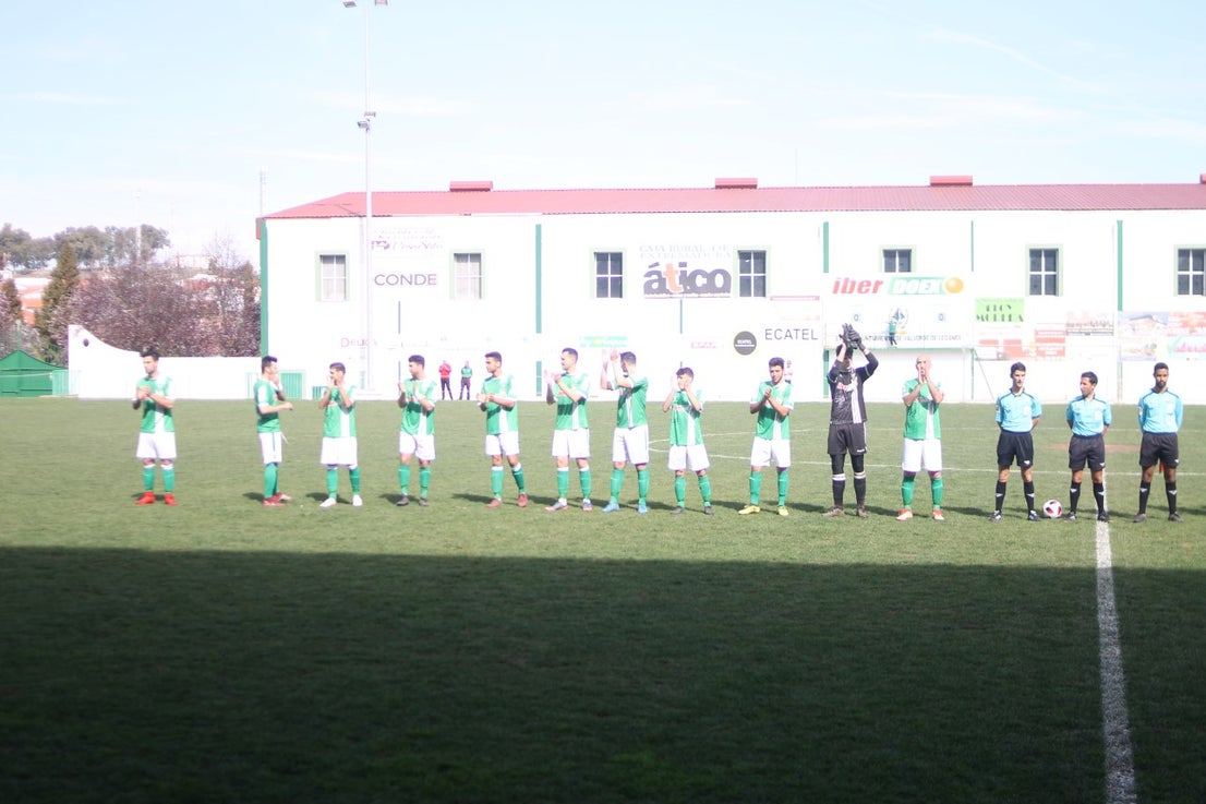 Imágenes del encuentro correspondiente a la vigesimoséptima jornada de liga de Tercera División disputado en el Municipal de San Roque, que acabó 3-2 (03-03-2019)