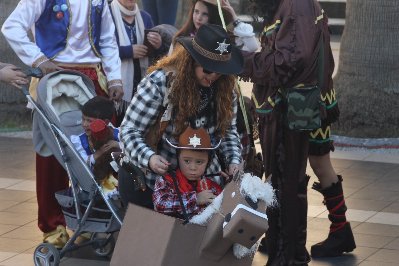 Algunas imágenes del Carnaval 2019 celebrado en Valverde de Leganés (02-03-2019)