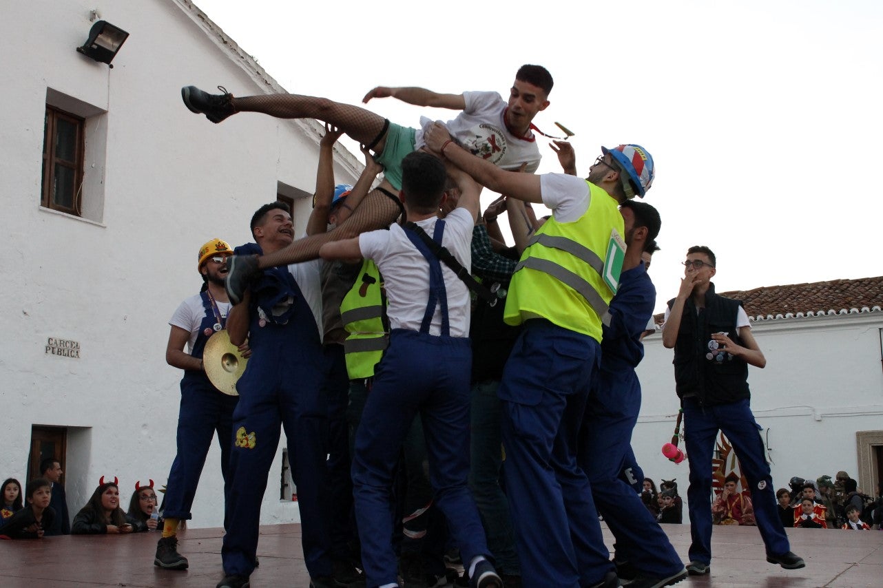 Imágenes de los participantes del Carnaval de Valverde de Leganés (02-03-2019)