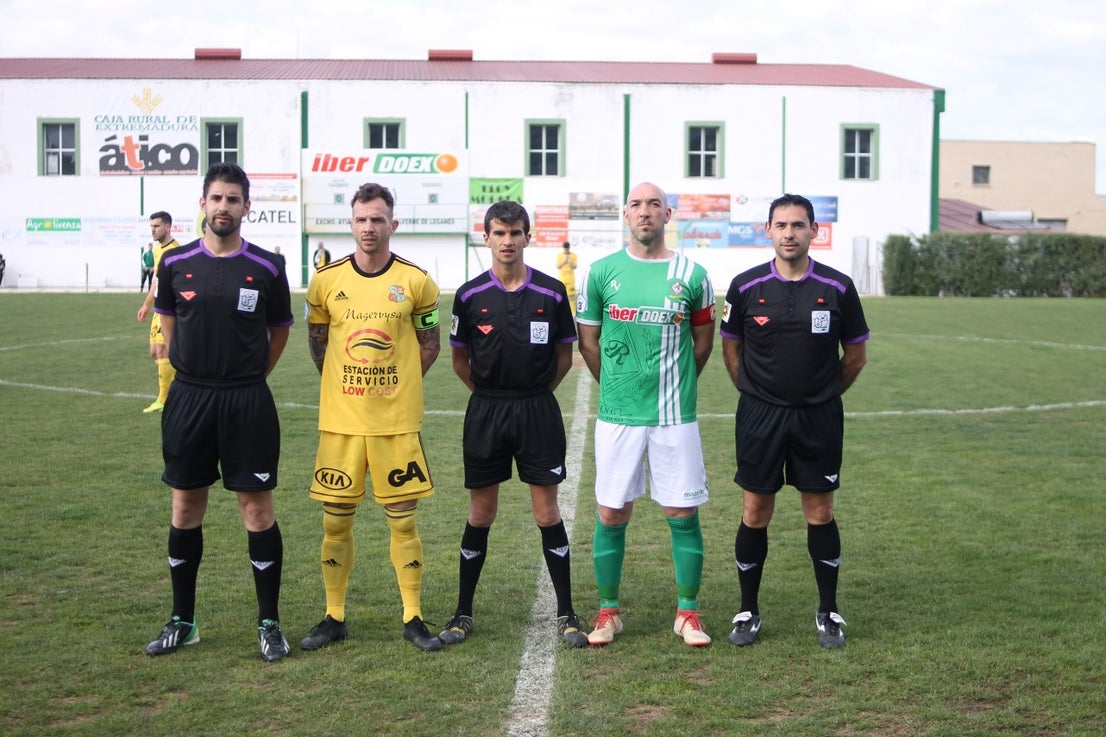 Imágenes del encuentro de la vigesimonovena jornada de liga de Tercera División disputado en el Municipal de San Roque y que finalizó con empate a cero (17-03-2019I