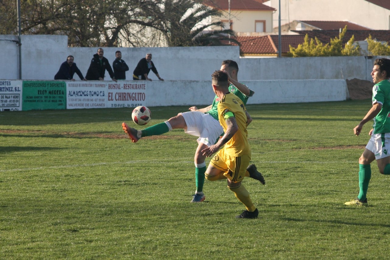 Imágenes del encuentro de la vigesimonovena jornada de liga de Tercera División disputado en el Municipal de San Roque y que finalizó con empate a cero (17-03-2019I