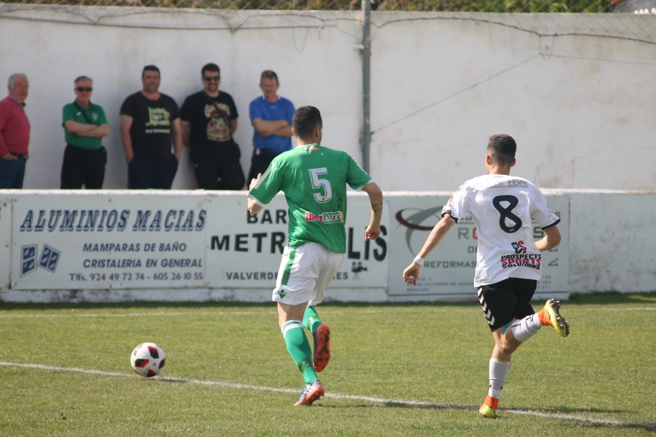 Imágenes del encuentro de la trigesimoprimera jornada de Tercera División disputado en el Municipal de San roque y que acabó con 1-2 (31-03-2019)