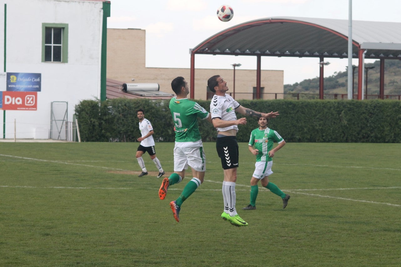 Imágenes del encuentro de la trigesimoprimera jornada de Tercera División disputado en el Municipal de San roque y que acabó con 1-2 (31-03-2019)