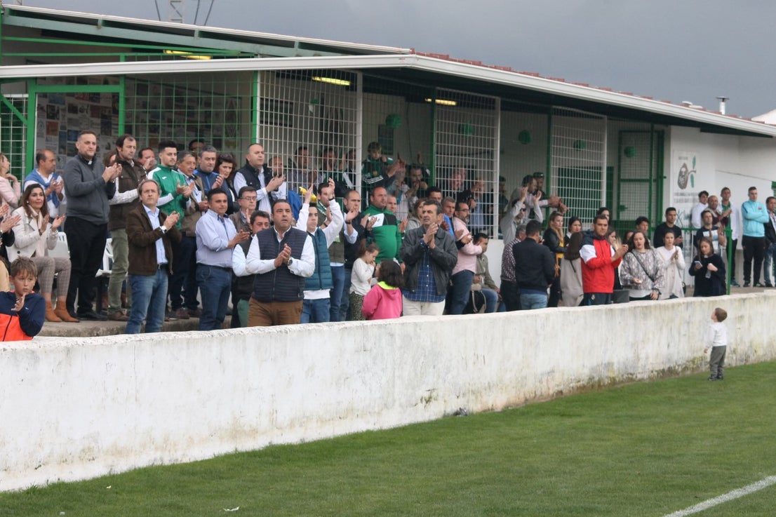 Imágenes del encuentro de la trigésimo primera jornada de Tercera División disputado en el Municipal de San roque y que acabó con 1-2 (31-03-2019)