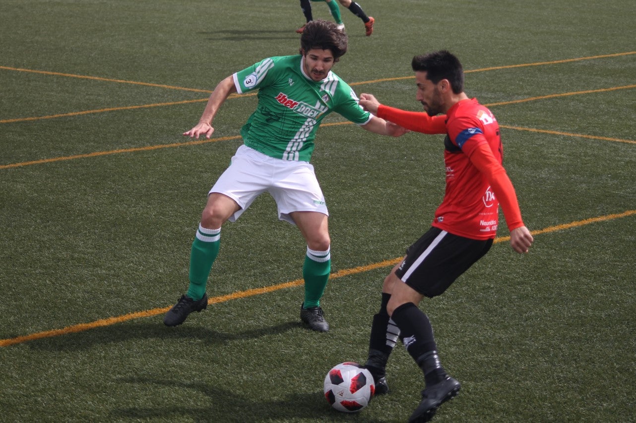 Algunas imágenes del encuentro de la 34ª jornada de Tercera División disputado en Montijo, y que finalizó con empate a uno (18-04-2019)