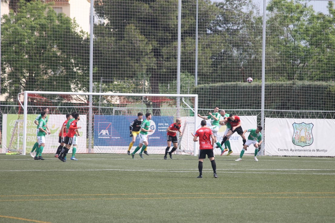 Algunas imágenes del encuentro de la 34ª jornada de Tercera División disputado en Montijo, y que finalizó con empate a uno (18-04-2019)