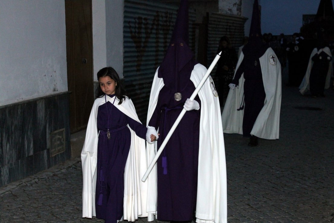 Imágenes de la procesión de Nuestro Señor Jesús Nazareno y la Virgen de los Dolores (17-04-2019)