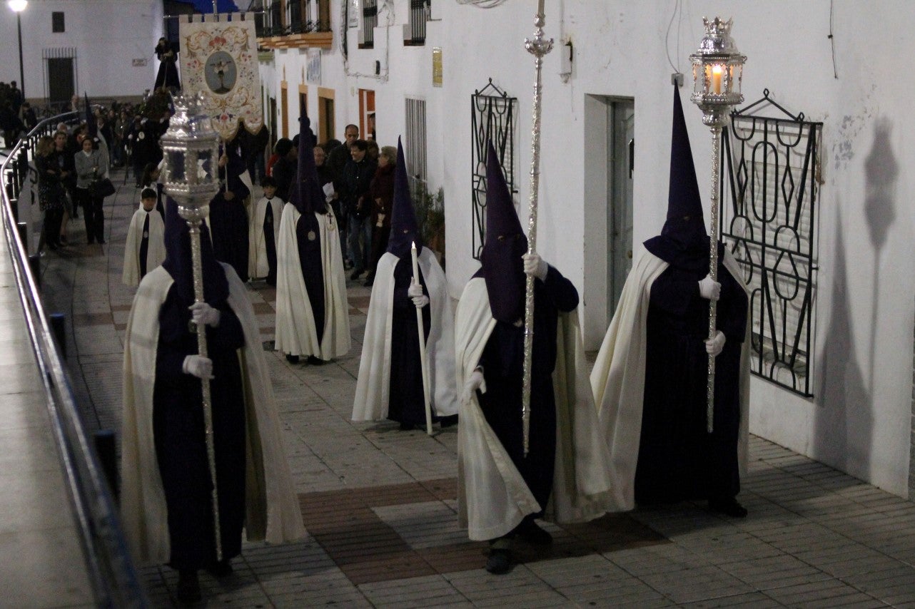 Imágenes de la procesión de Nuestro Señor Jesús Nazareno y la Virgen de los Dolores (17-04-2019)