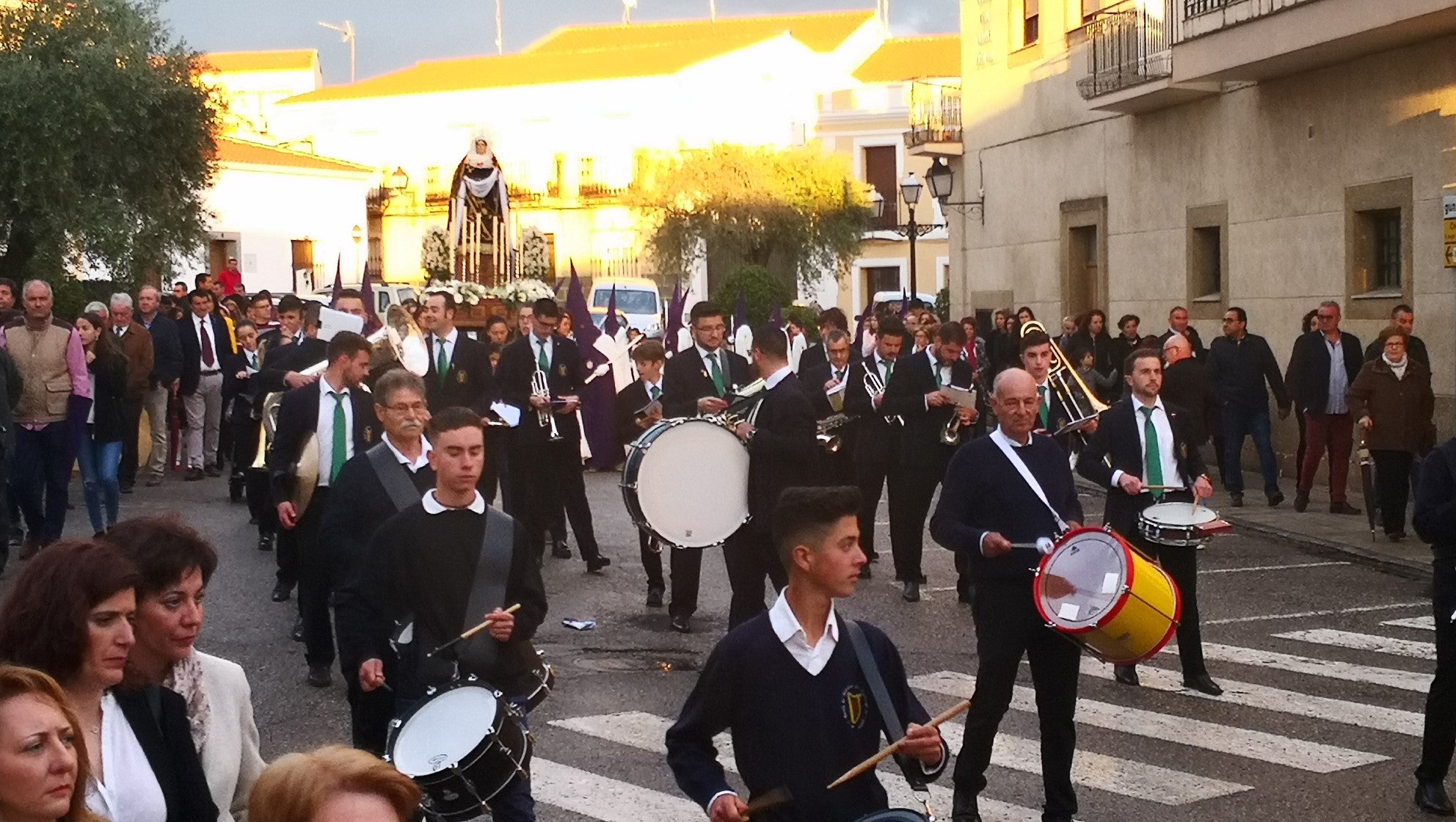 Algunas imágenes de la Procesión del Santo Entierro celebrada el Viernes Santo (19-04-2019)