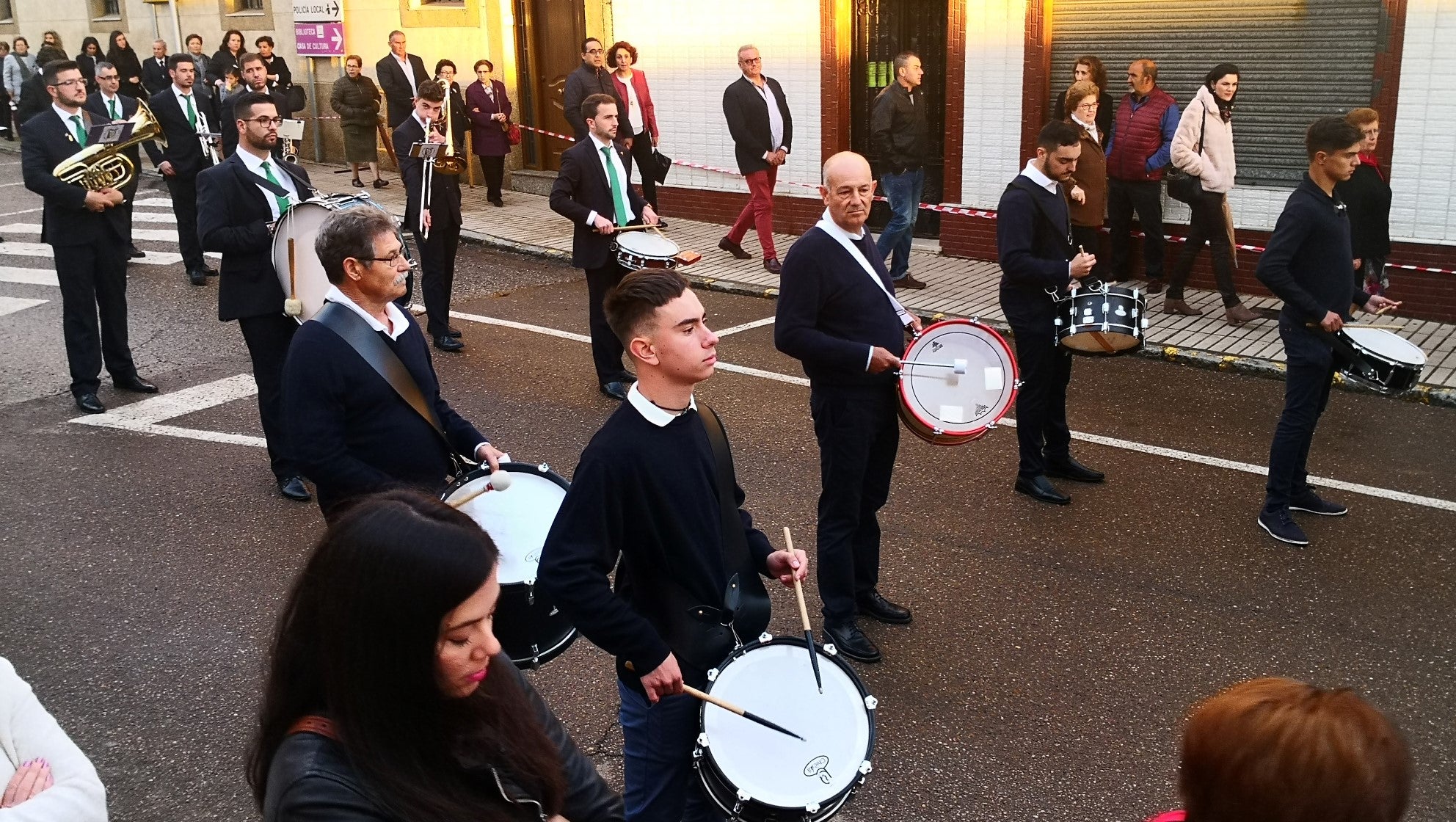 Algunas imágenes de la Procesión del Santo Entierro celebrada el Viernes Santo (19-04-2019)