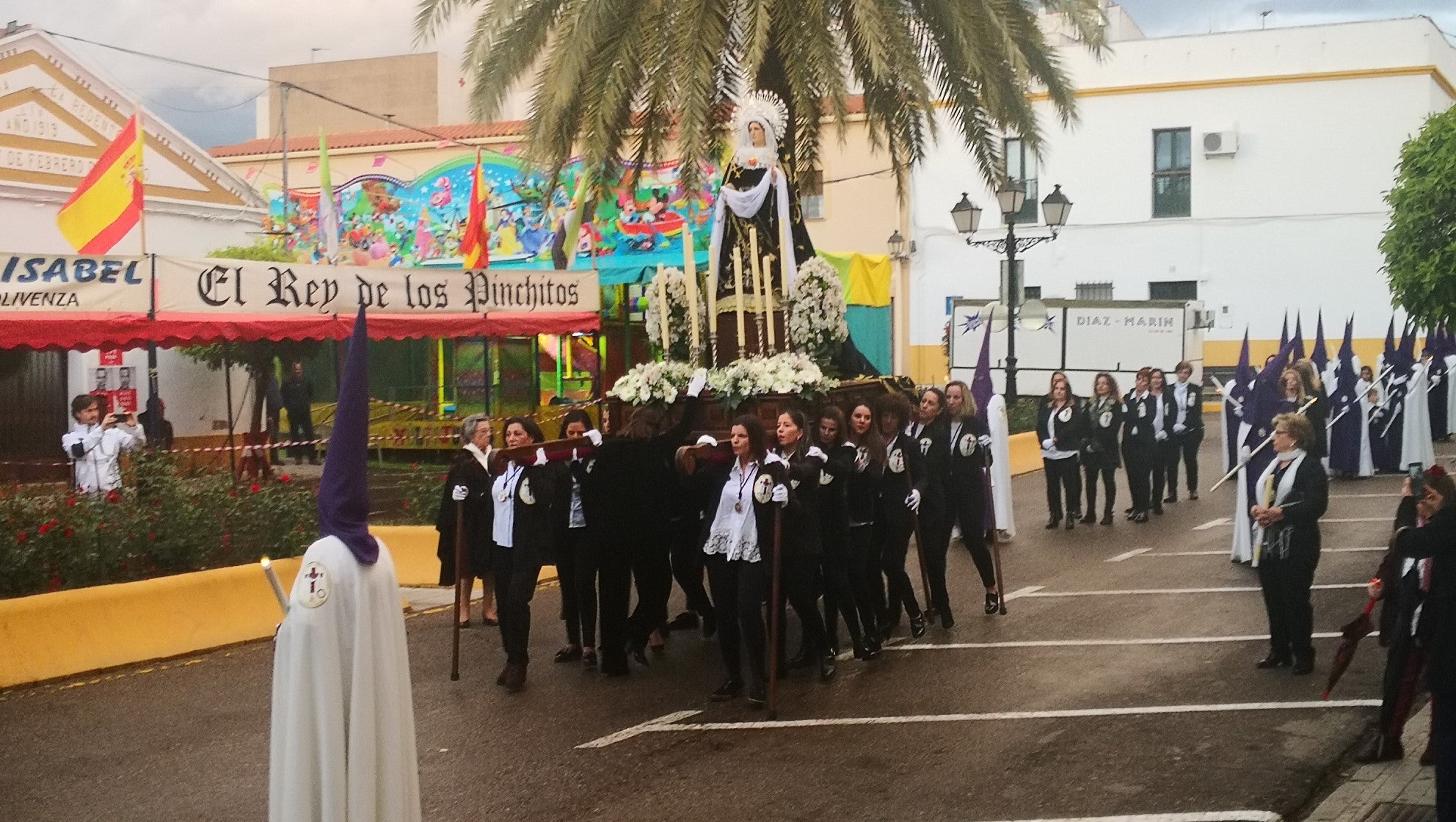 Algunas imágenes de la Procesión del Santo Entierro celebrada el Viernes Santo (19-04-2019)