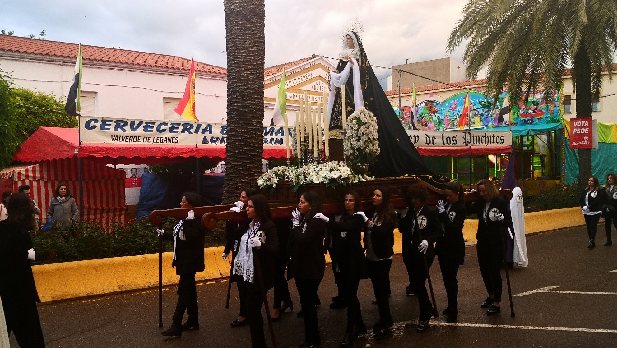 Algunas imágenes de la Procesión del Santo Entierro celebrada el Viernes Santo (19-04-2019)