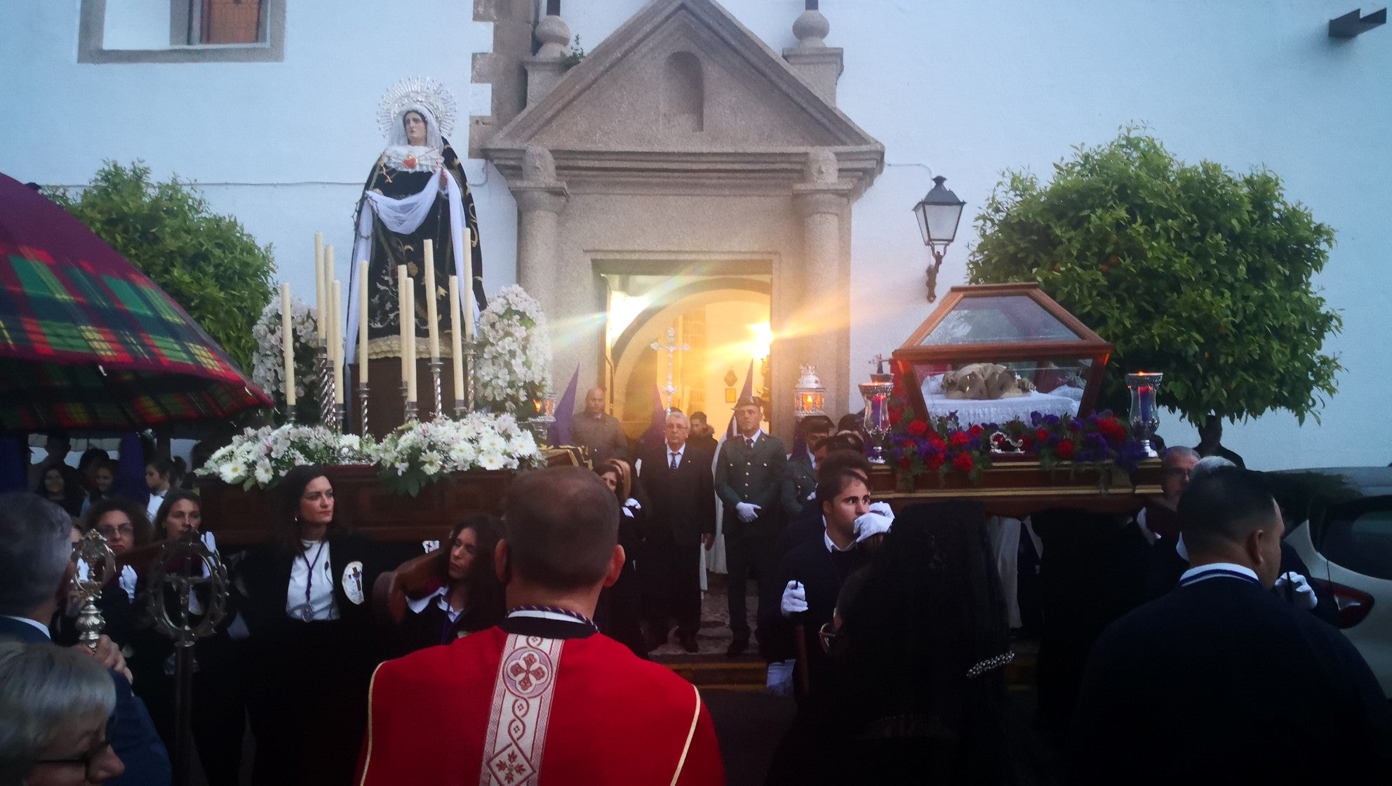Algunas imágenes de la Procesión del Santo Entierro celebrada el Viernes Santo (19-04-2019)