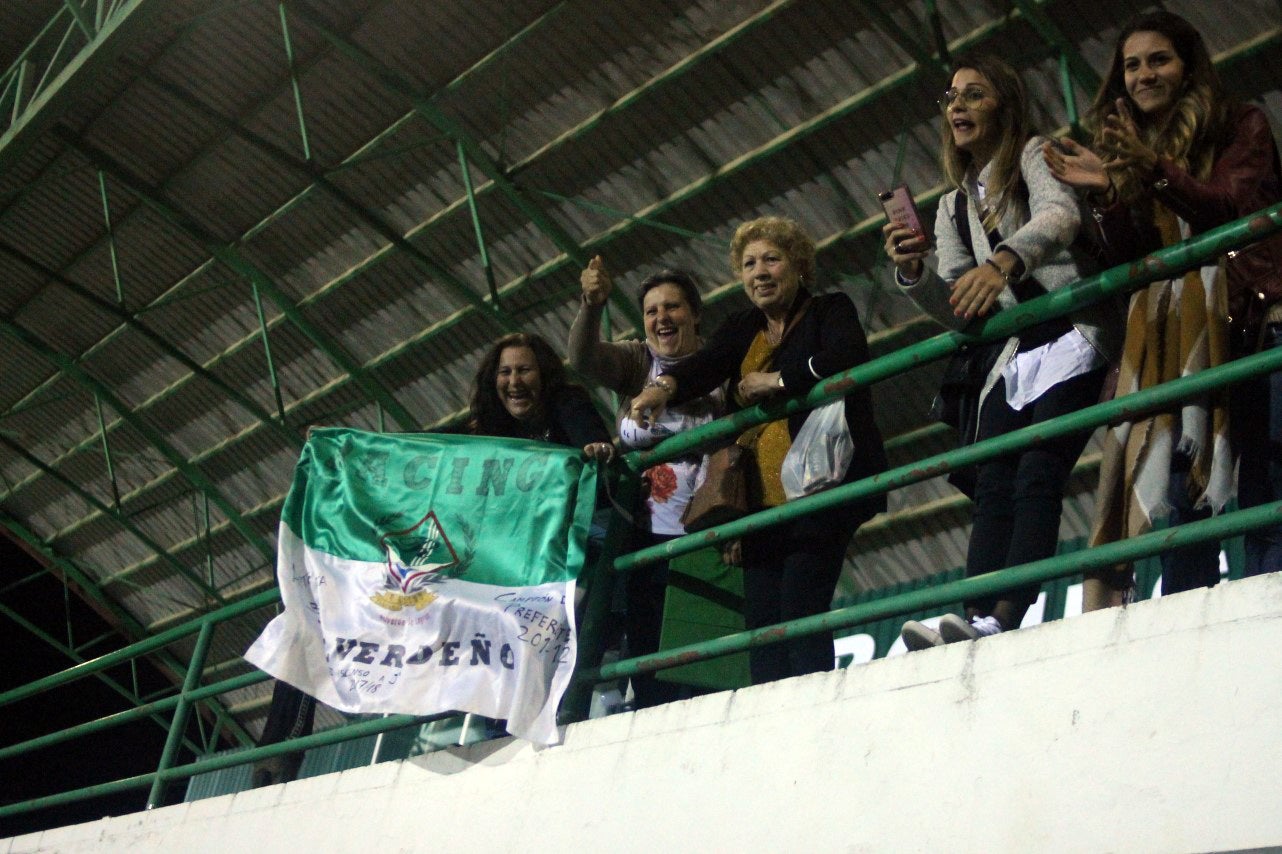 Imágenes del encuentro de la 35ª jornada de liga en Tercera División disputado en el Municipal de San Roque y que finalizó 2-1