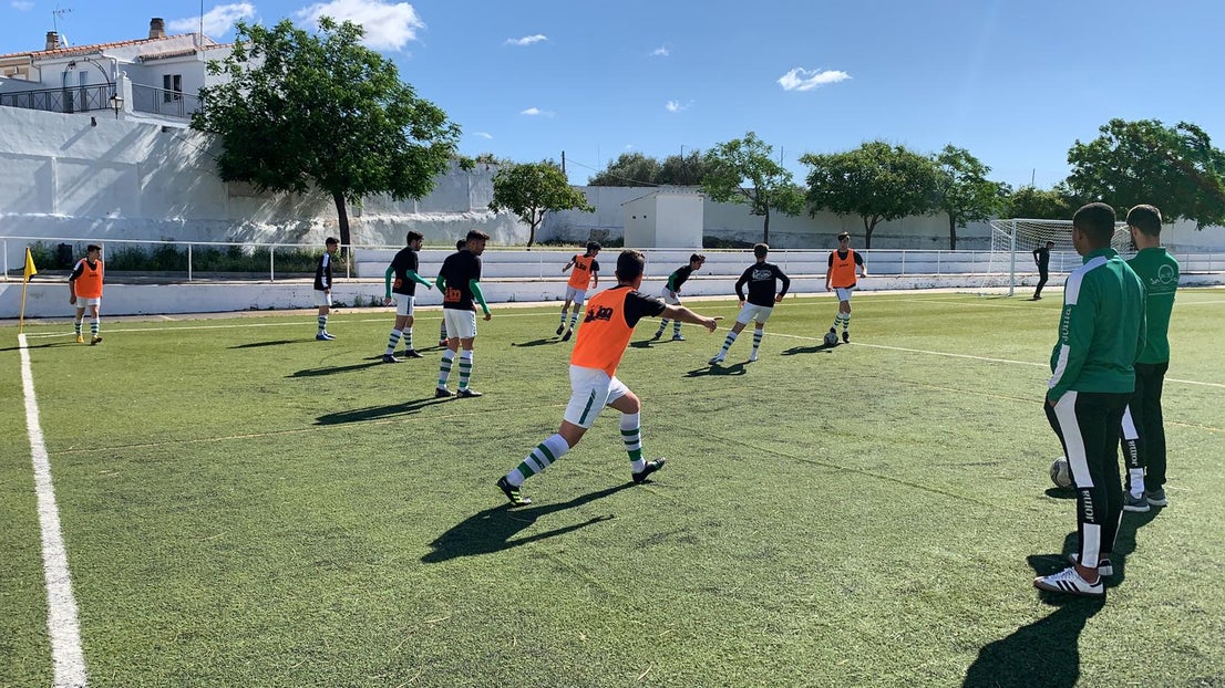 Algunas imágenes del encuentro de ida de la eliminatoria de ascenso a Primera División Extremeña Juvenil, disputado en el Campo Vicente del Bosque de Malpartida de Cáceres y que acabó 1-2 (18-05-2019)