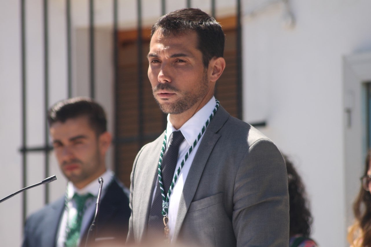 Imágenes del acto de investidura de Manuel Borrego como nuevo alcalde del Ayuntamiento de Valverde de Leganés (15-06-2019)