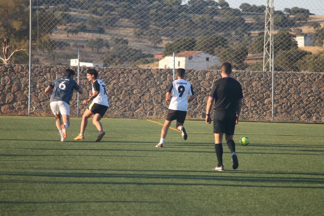 Algunas imágenes de la final y el tercer y cuarto puesto del torneo de verano de fútbol 7 disputado en Valverde de Leganés (01-08-2019)
