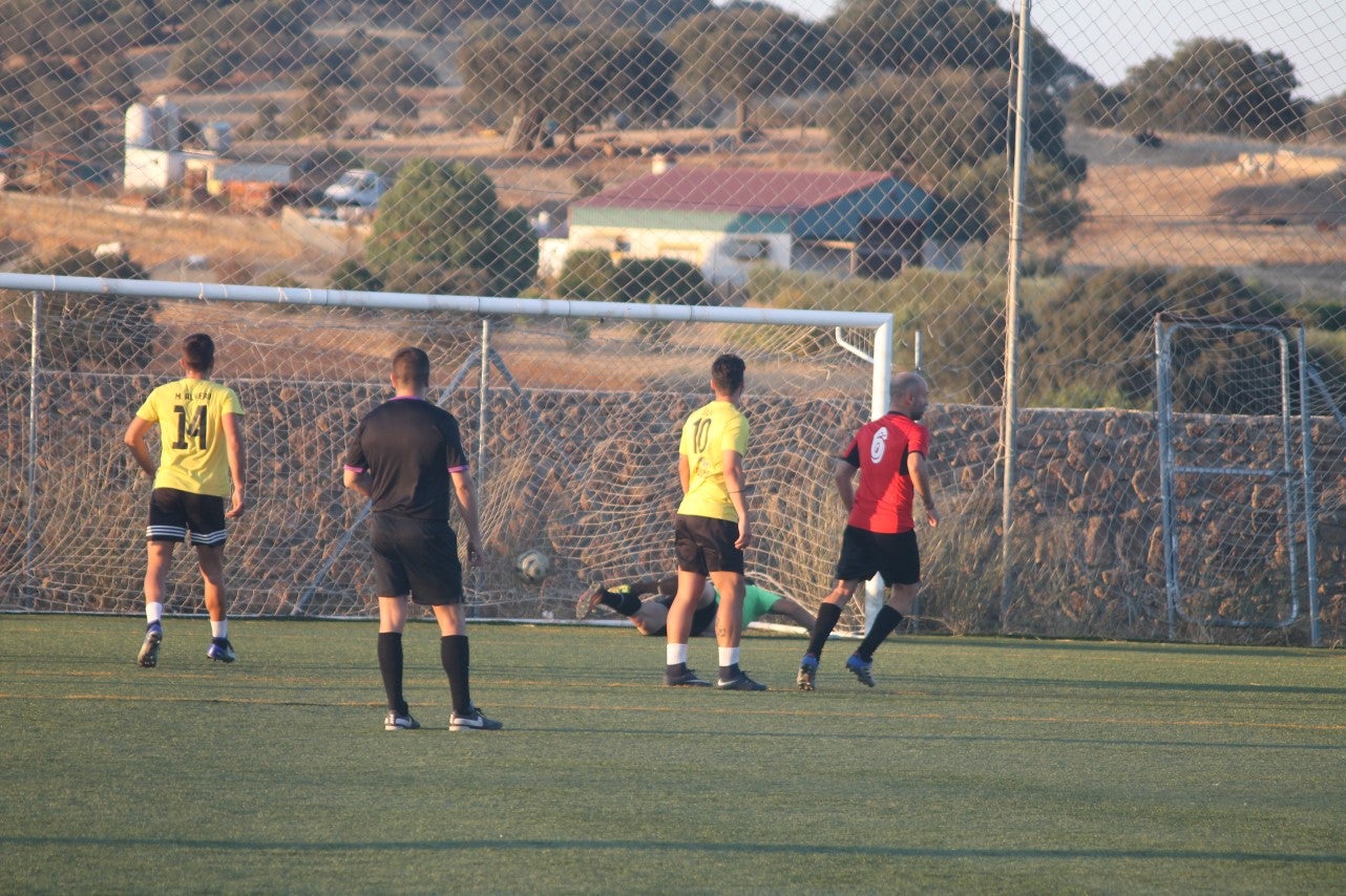 Algunas imágenes de la final y el tercer y cuarto puesto del torneo de verano de fútbol 7 disputado en Valverde de Leganés (01-08-2019)