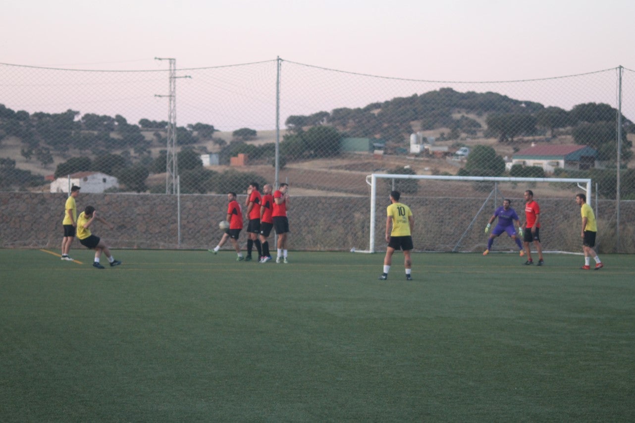 Algunas imágenes de la final y el tercer y cuarto puesto del torneo de verano de fútbol 7 disputado en Valverde de Leganés (01-08-2019)