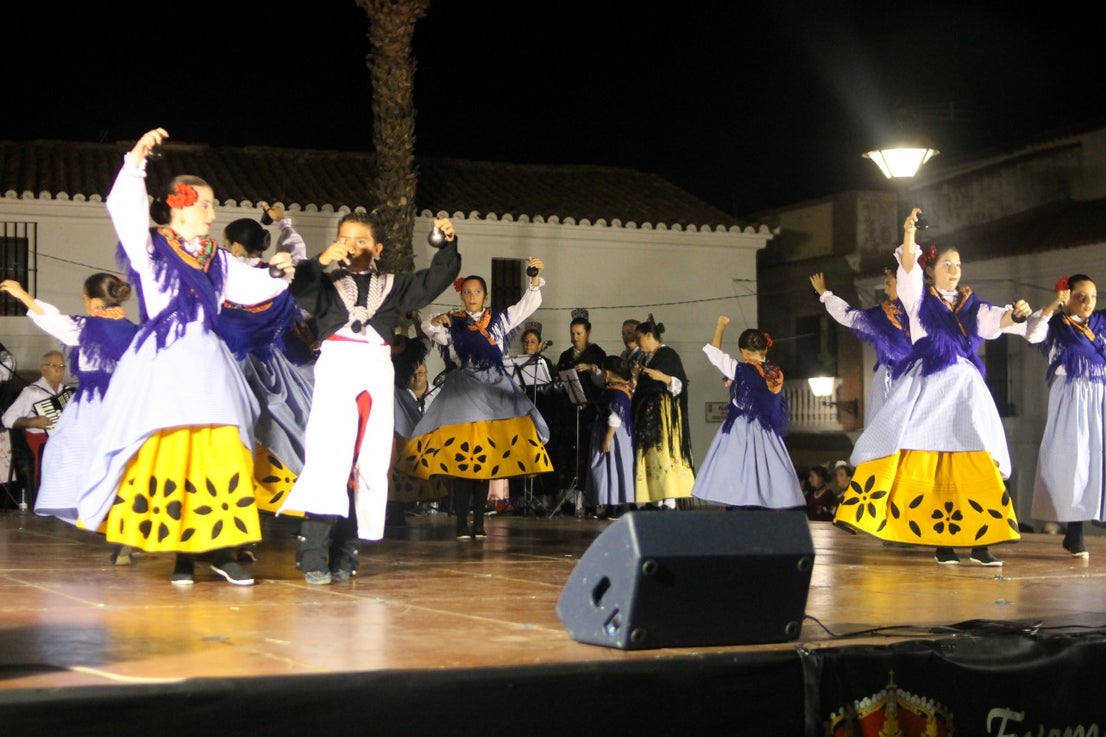 Algunas imágenes del Festival Folklórico Infantil con la participación de los Coros y Danzas de Valverde y de Torrox (06-08-2019)